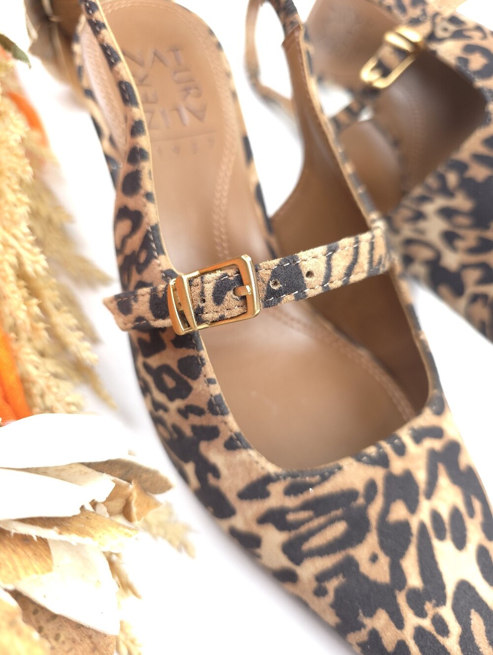 New NATURALIZER Leopard Print Slingback Mary Jane Kitten Heel Pumps Sz 6m - Picture 3 of 9